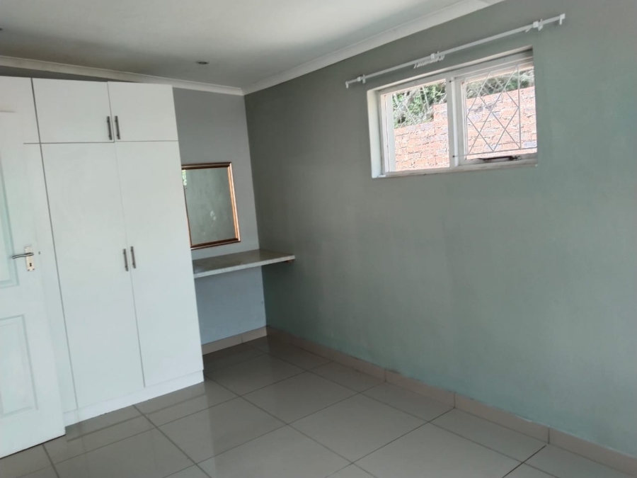 To Let 2 Bedroom Property for Rent in Bonza Bay Eastern Cape